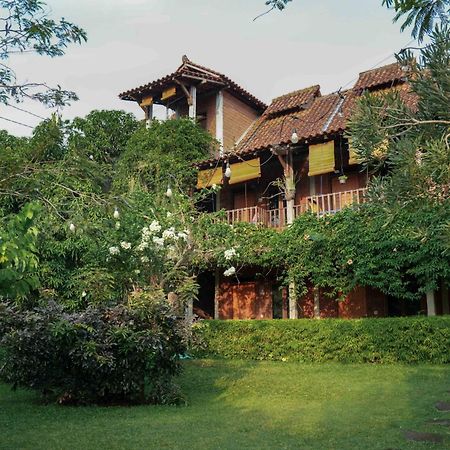 Djajanti House Semarang Exterior foto