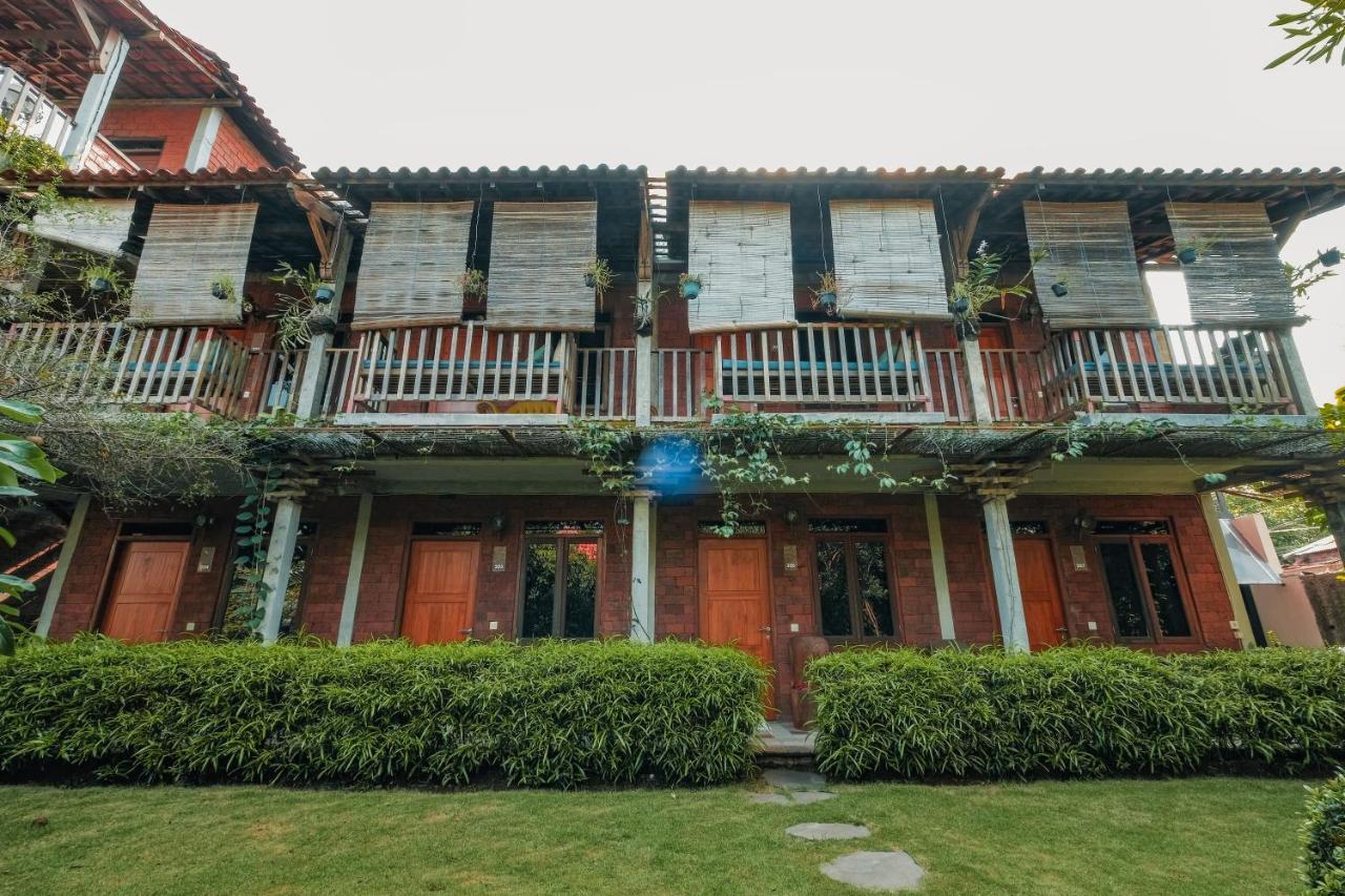 Djajanti House Semarang Exterior foto